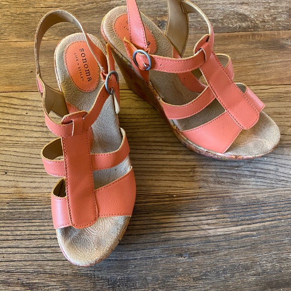 Spring Wedges - Picture 4 of 5